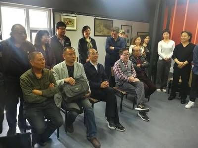 寧夏美協(xié)組織&ldquo;建黨百年&ldquo;主題創(chuàng)作看稿會(huì)