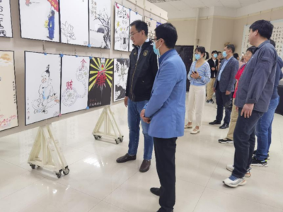我院組織師生參觀廉政文化藝術作品展